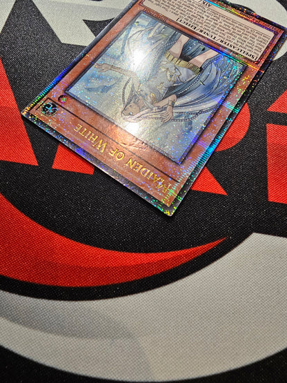 Maiden of White - SDWD-EN041 - 1st Edition - Quarter Century Secret Rare - Dented